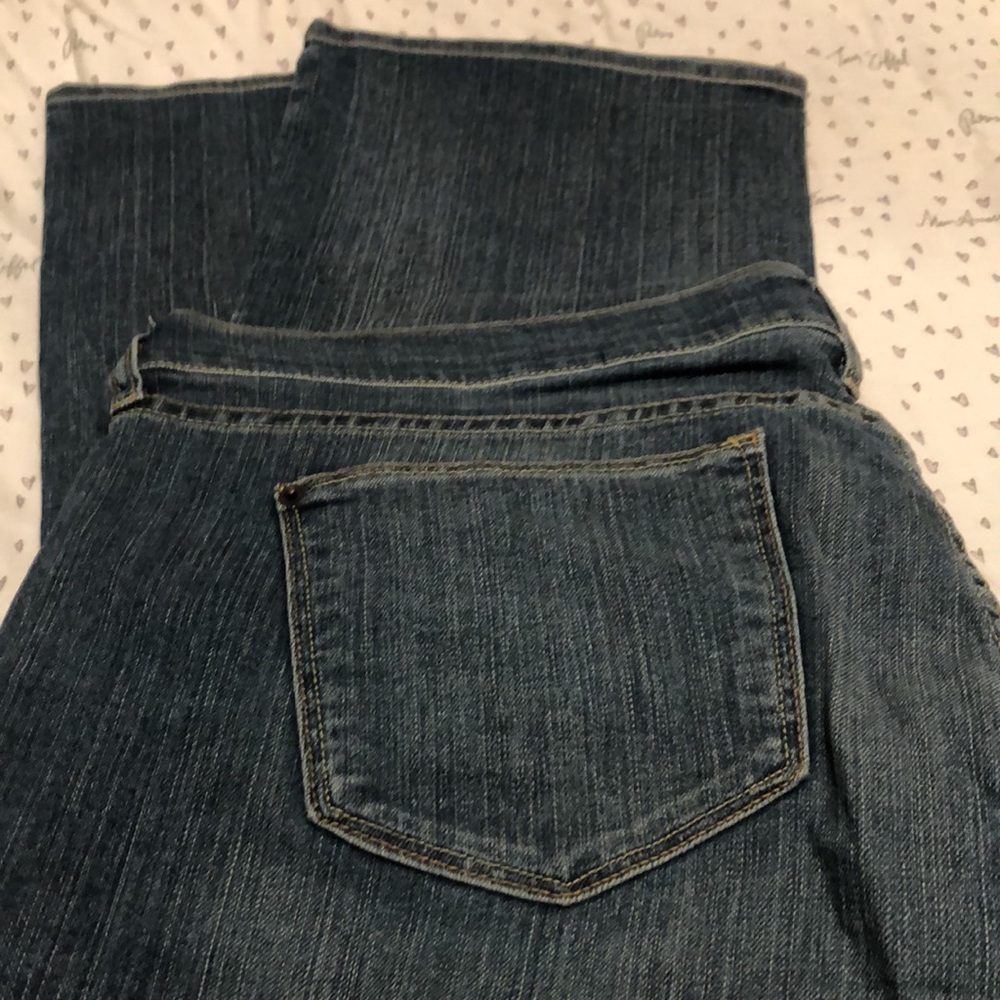 Old Navy-Size 20 Medium Wash Denim Jeans - Picture 3 of 4